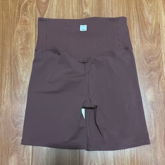 Vuori Rib Studio Short - Picture 3 of 10